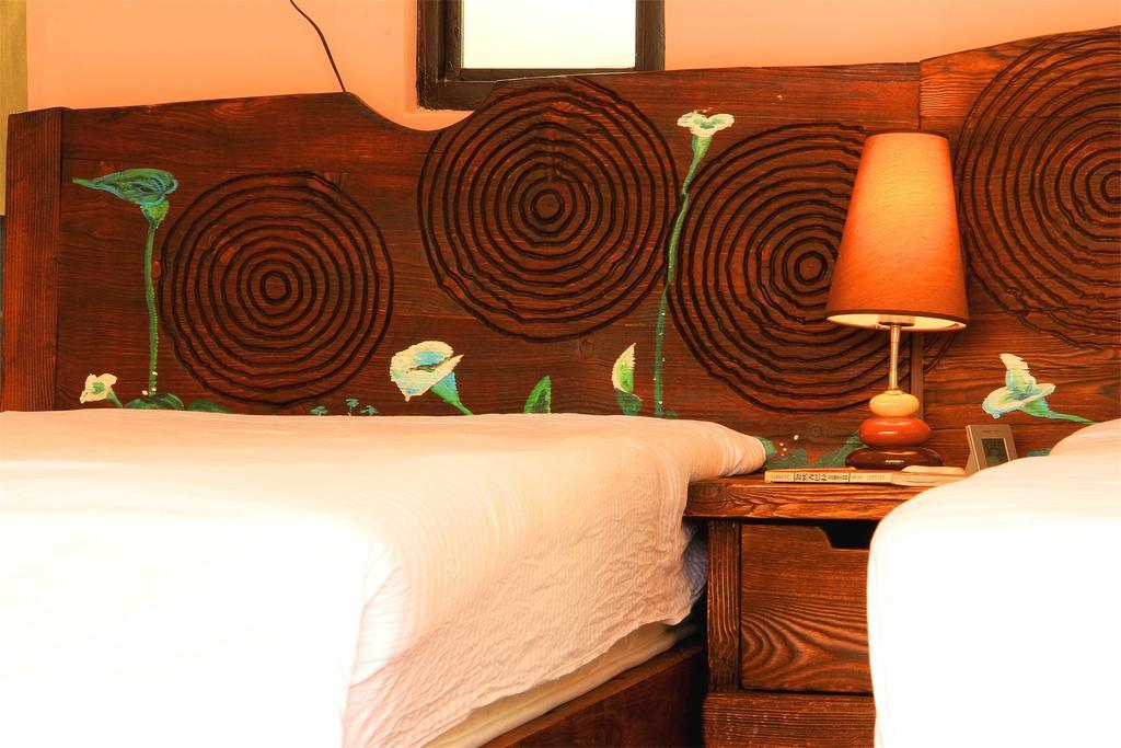 Lijiang Baisha Free Time Designed Hotel Экстерьер фото